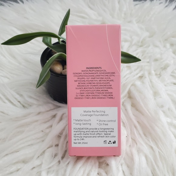 TASH Cosmetics Foundation Perfecting Coverage V006 - Picture 5 of 5